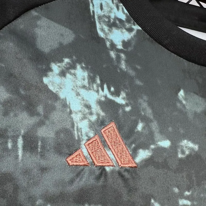 0f107a293a 24-25 Bayern Munich Away Kids Soccer Jerseys - Image 5