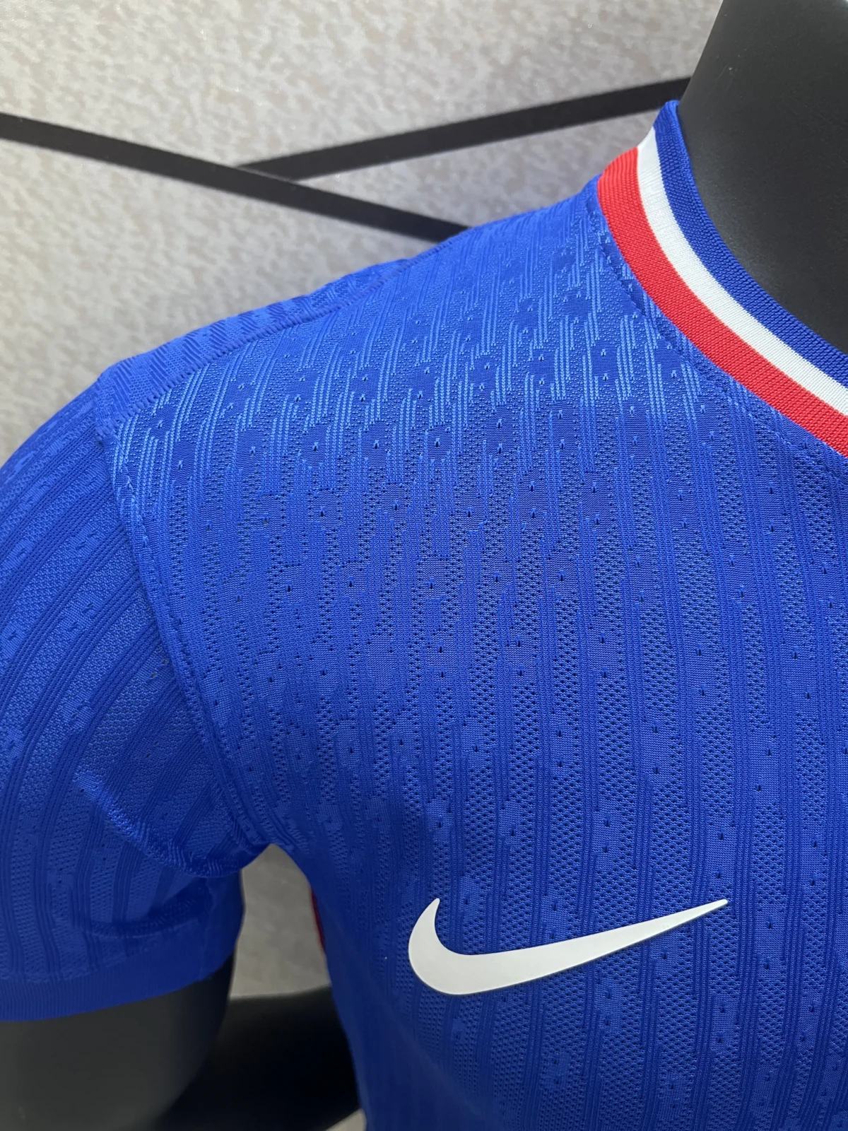 France Home Upamecano 4 Shirt 2024-2025 Player version Size：S-2XL Non-Customize - Image 7