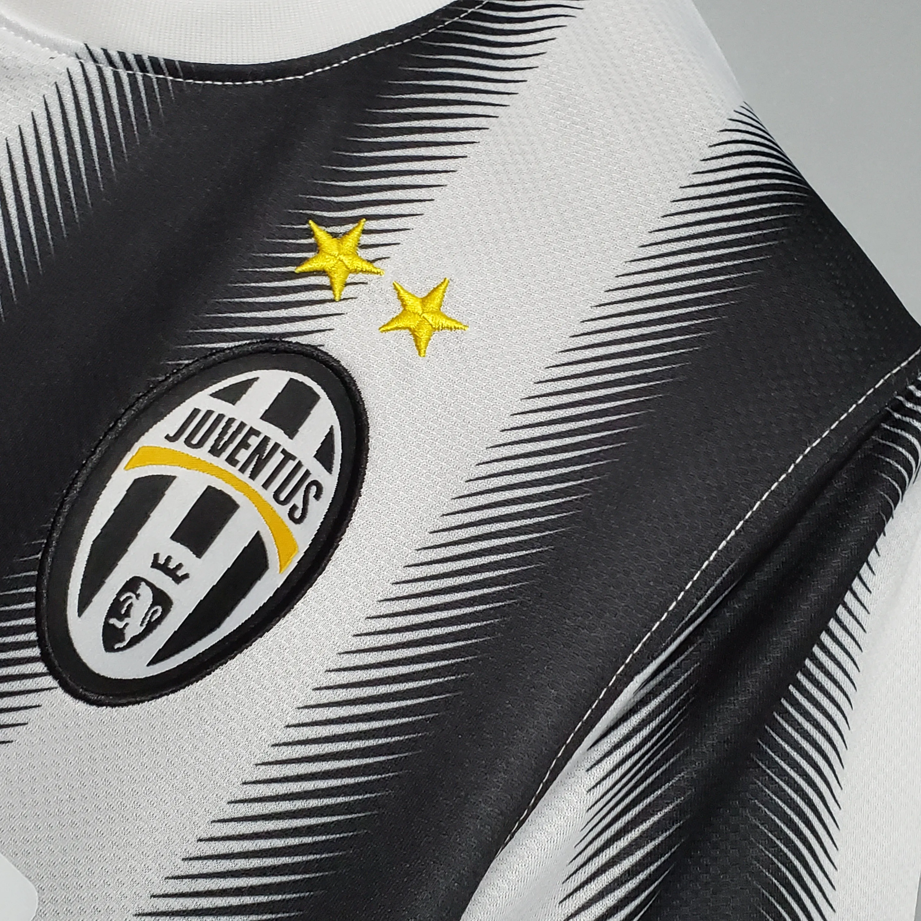 1481514c50 2011-12  Juventus Retro Jersey Home - Image 6