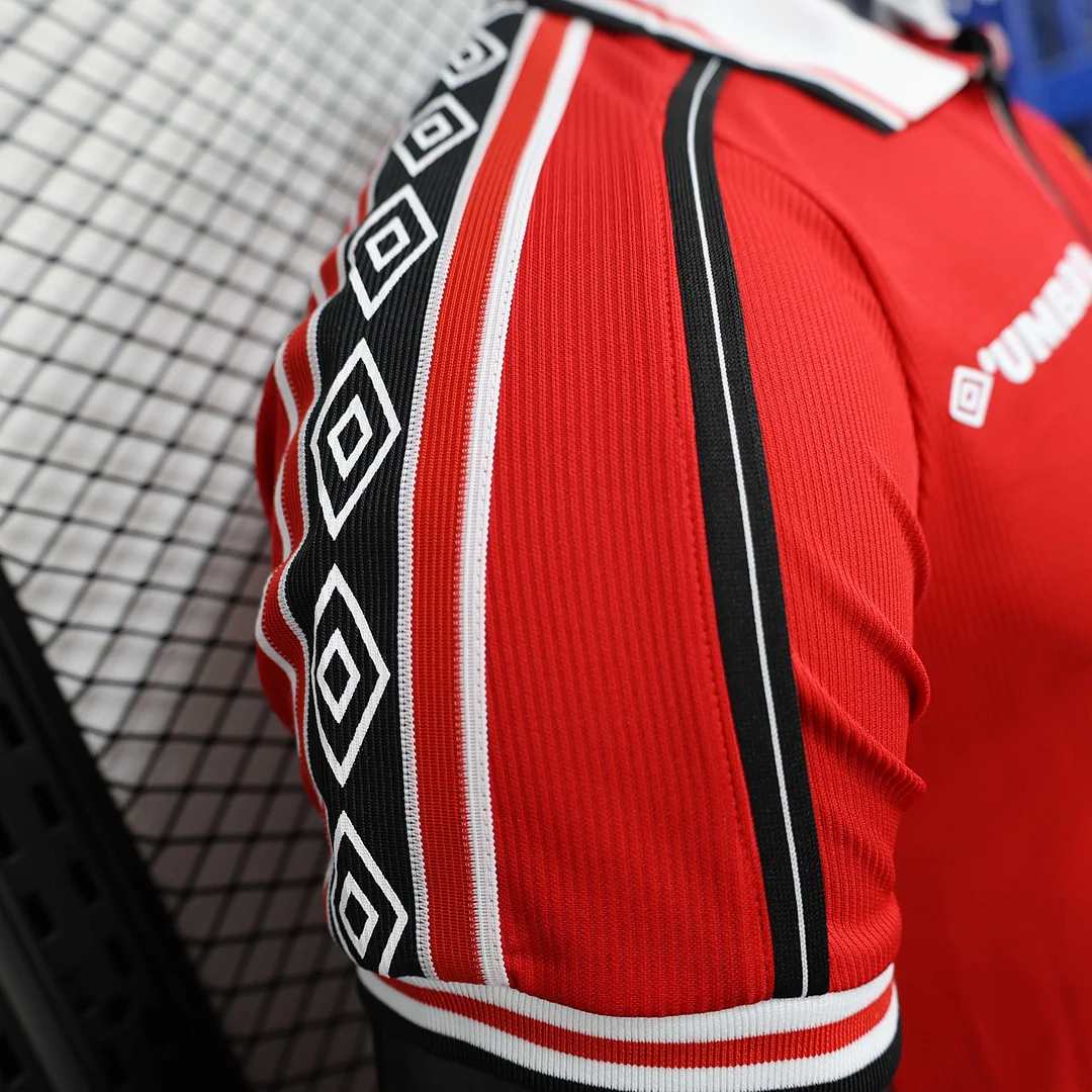 18 Manchester United Special Edition Red Football Jersey 2025/2026 Player Version - Image 5