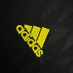 Retro Liverpool Third Away Football Shirt 2010/2011 - Image 8