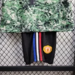 Kids Manchester United Joint Edition Football Shirt  2024/2025 - Image 8