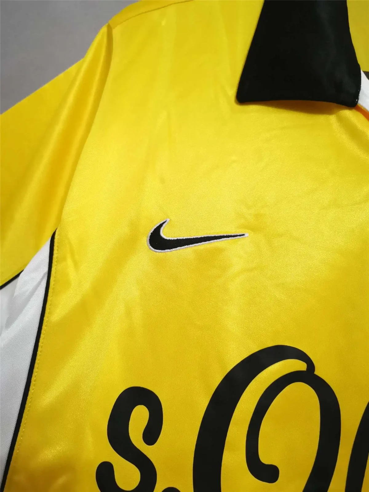 98-99 Borussia Dortmund Retro Jersey Home - Image 6