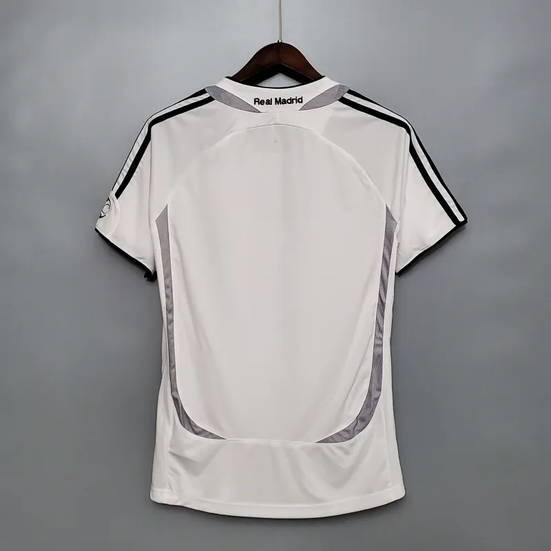 3a8da18452 Real Madrid Retro Jersey Home 2006-07 - Image 4