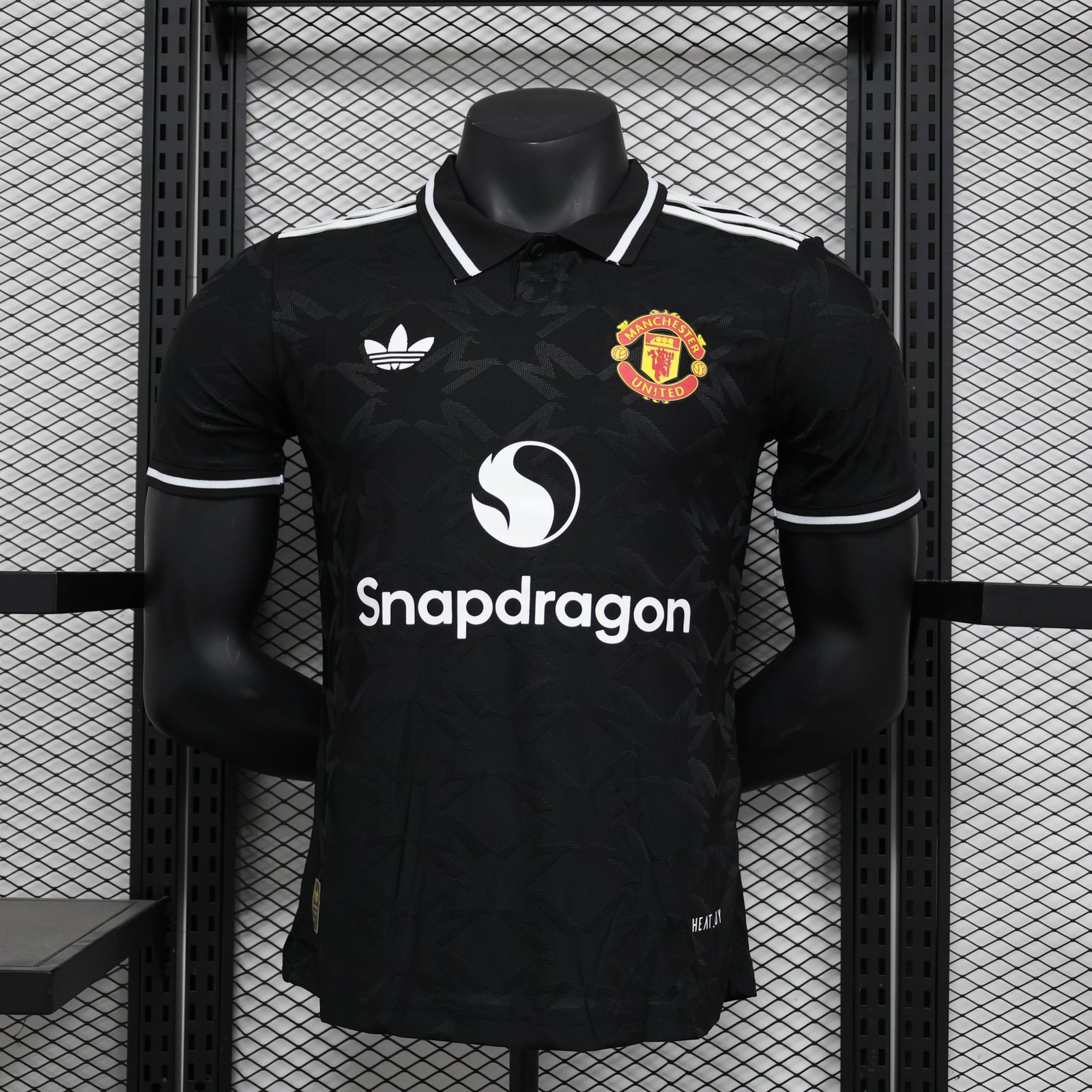 3d83f91b4b Manchester United 24-25 Player Version Black POLO Shirt - Image 2
