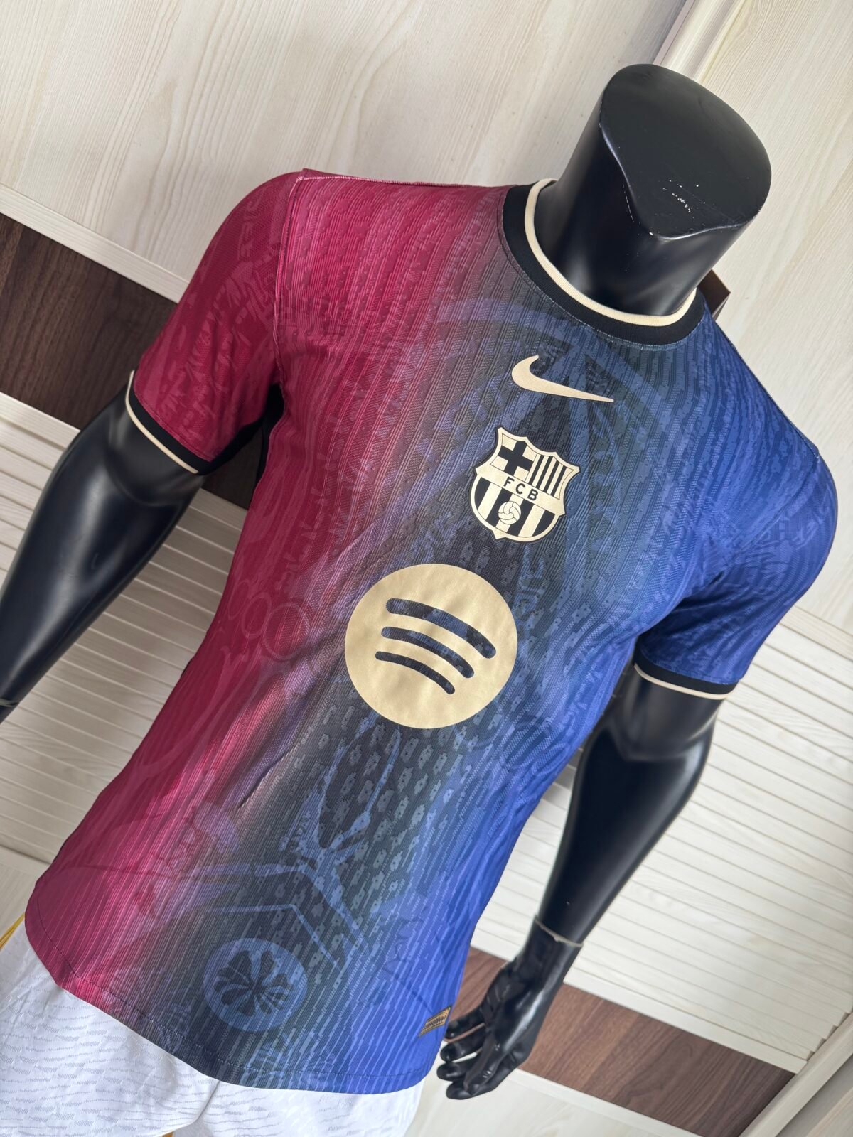 Barcelona Special Edition Red Blue 25-26 -Player Version - Image 4