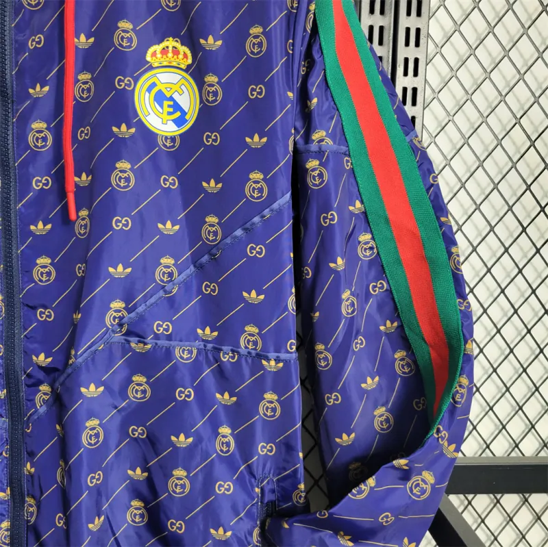 42b1603e29 Real Madrid Jersey Windbreaker GUCCI Joint Edition 2023-2024 - Image 11