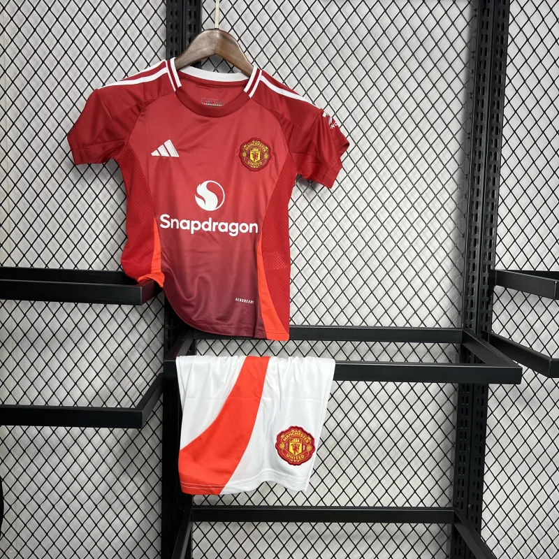 4751431e28 24-25 Manchester United Home Kids Jersey+Shorts - Image 4