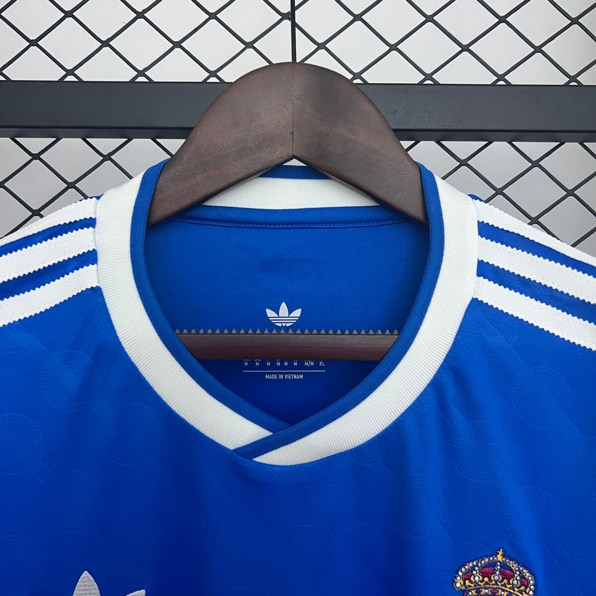 Real Madrid Third Away Shirt Soccer Custom Jersey 25-26 - Image 4
