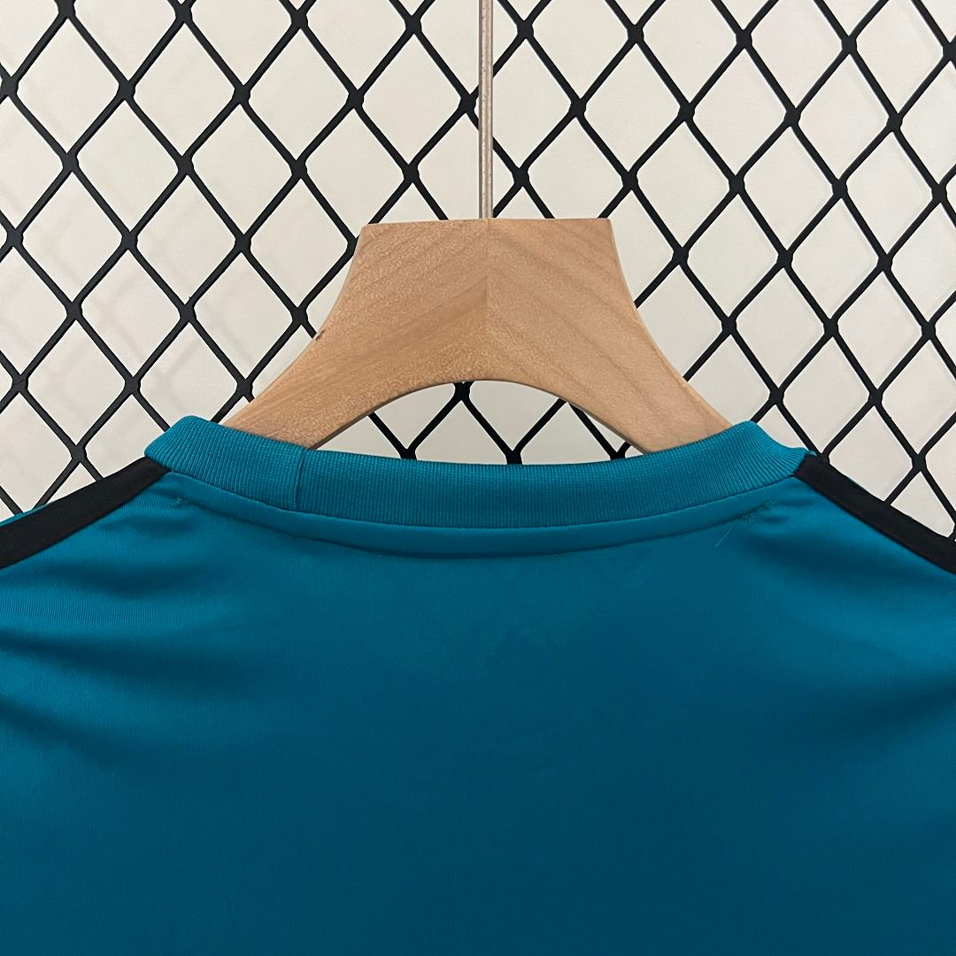 59aabe5927 Real Madrid 17-18 Third Away Retro Kids Kit Soccer Jersey - Image 7