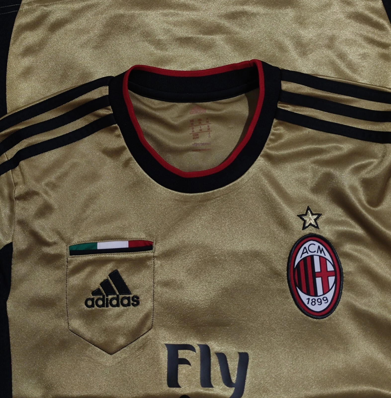 65-073708fdc4 Retro AC Milan Third Kaka 22 Football Shirt 2013-2014 Non-Customize - Image 3