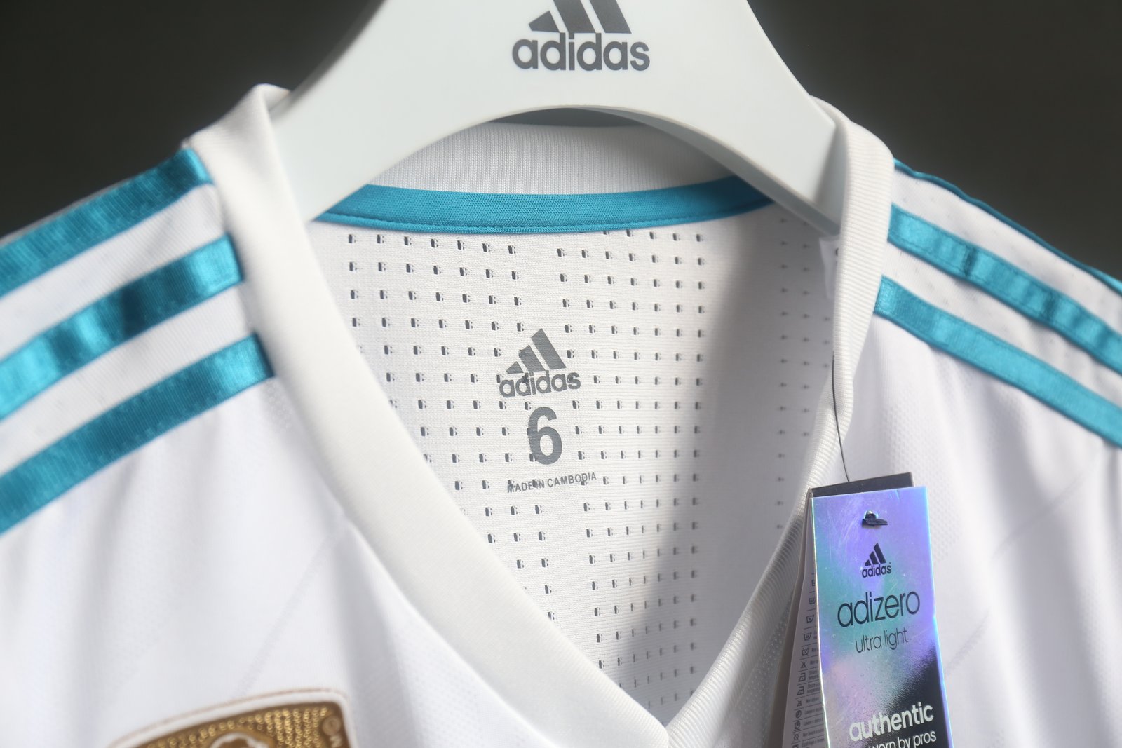 683d87bd Adidas Real Madrid Retro Home Long Sleeve Jersey 2017-18 - Image 9