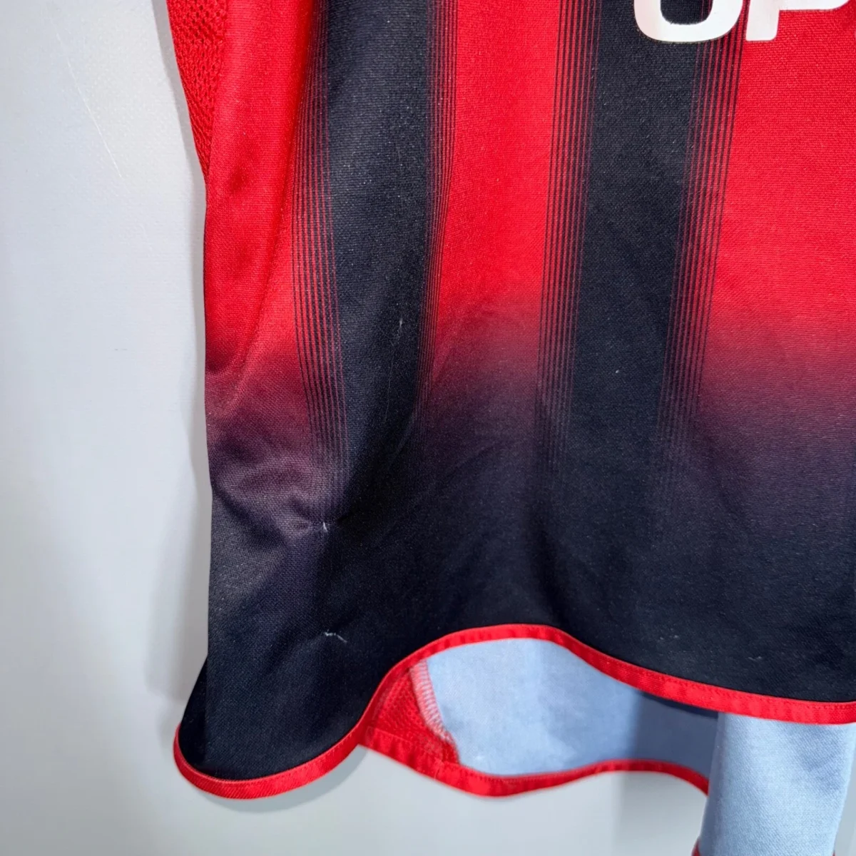 AC Milan Retro Home Kaka 22 Shirt 2004 2005 Non-Customize - Image 7