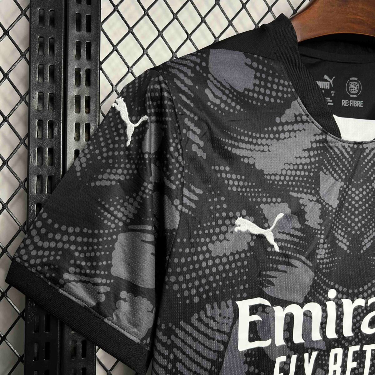AC Milan 24-25 Goalkeeper Black Kit Jersey - Image 5