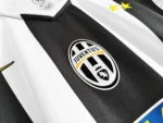 2004-05   Juventus Retro Jersey Home - Image 5