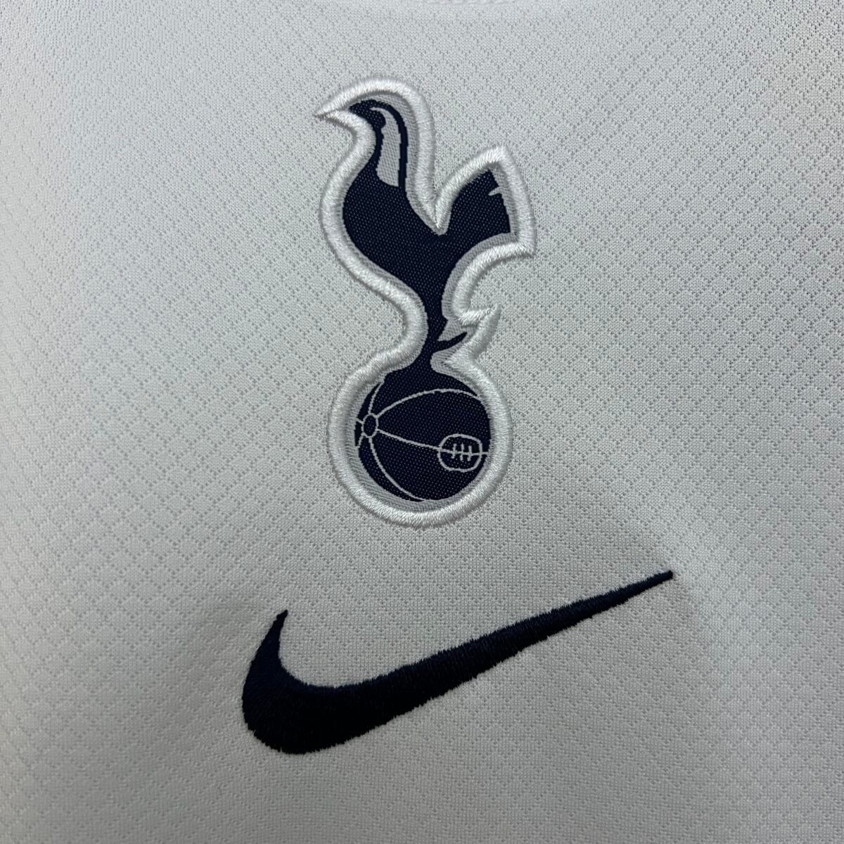Kids Tottenham Hotspur Home Soccer Kits 25-26 - Image 3