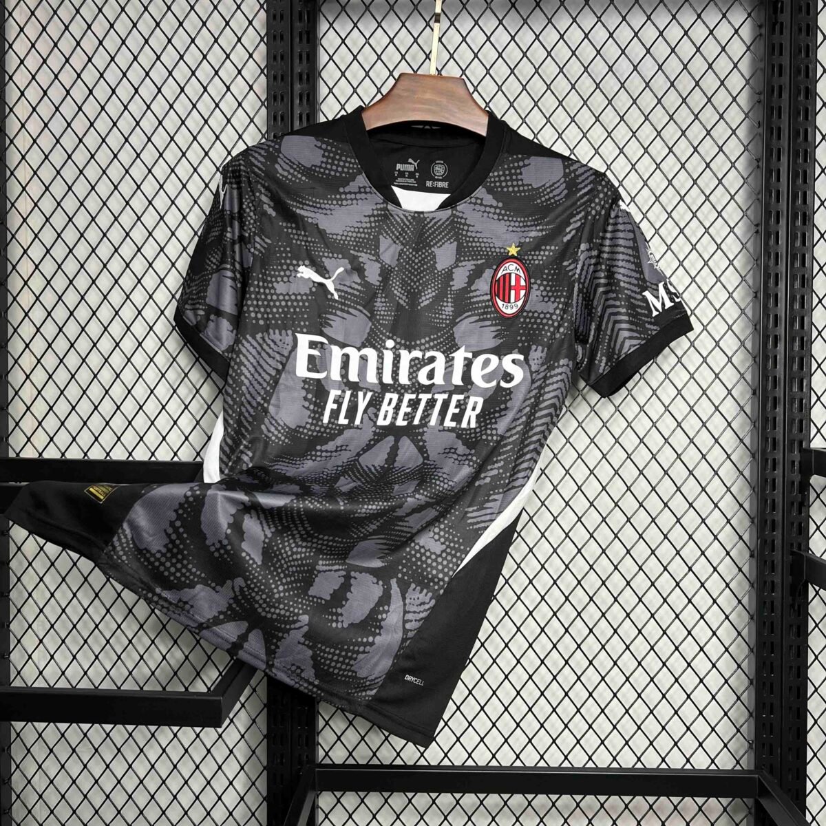 AC Milan 24-25 Goalkeeper Black Kit Jersey - Image 7