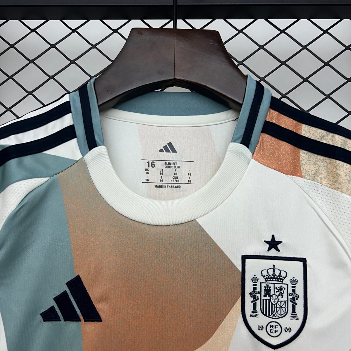 Spain Kids Away Soccer Kits 2025 - Image 5
