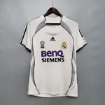 Real Madrid Retro Jersey Home 2006-07 - Image 3