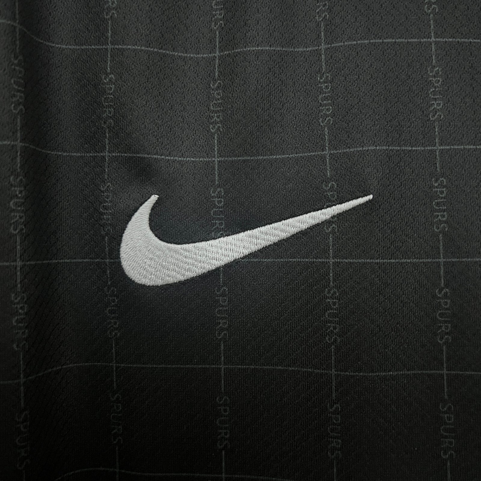 b2e36d8a Tottenham Hotspur Home shirt Soccer Jersey 25-26   fans Version - Image 5