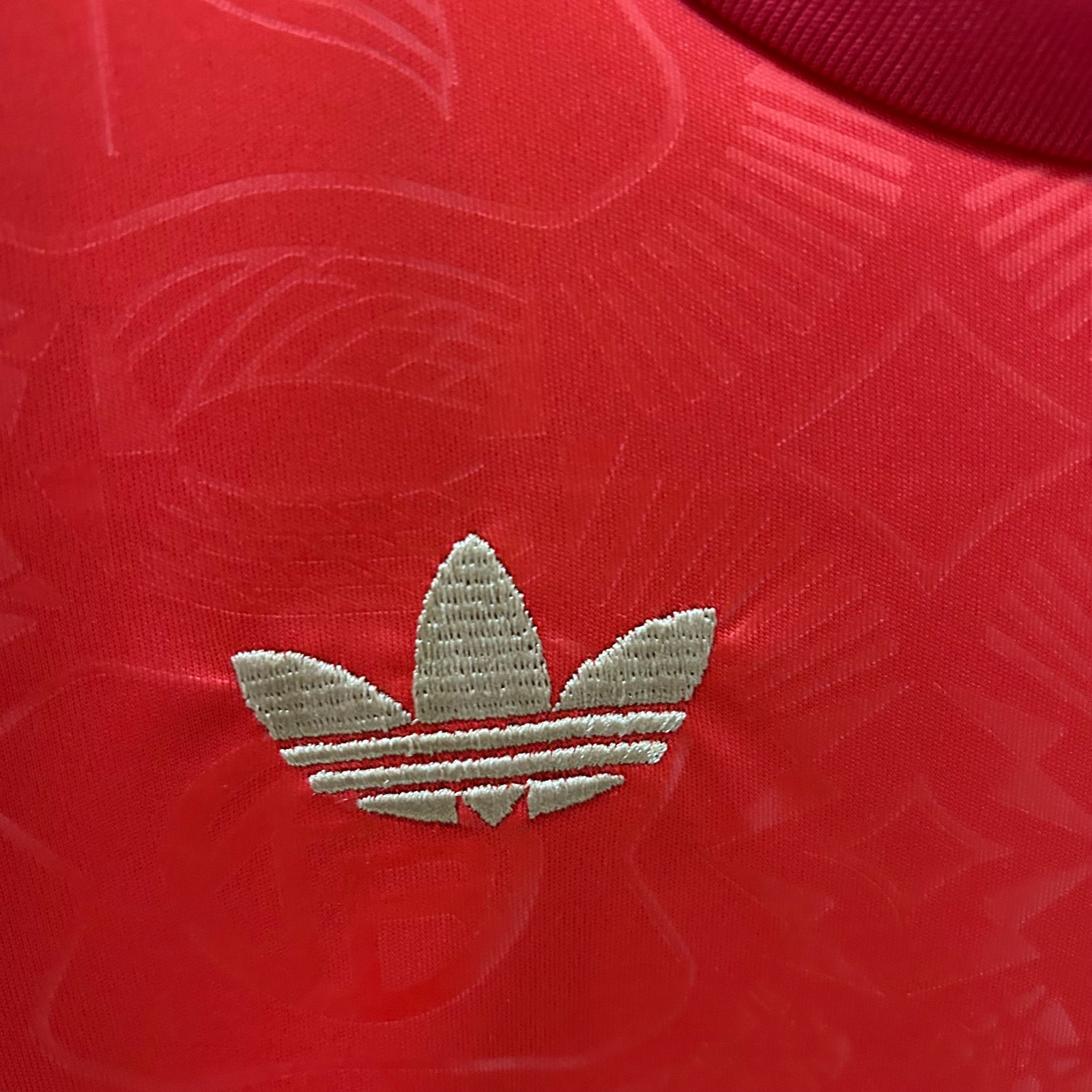 c7bca8bd Adidas Kids Kits FC Bayern Munich 125th Anniversary Shirt 25-26 - Image 3