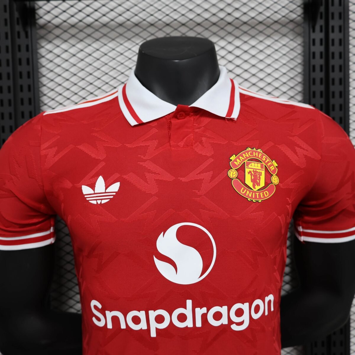 Manchester United 24-25 Player Edition Red POLO Shirt - Image 9