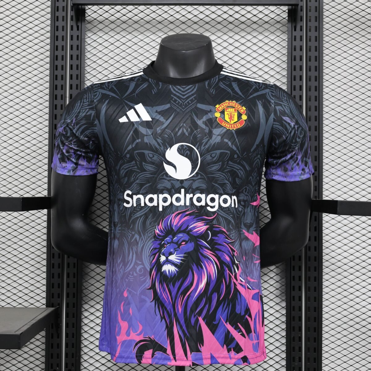 Manchester United 24-25 Special Edition Football Jersey - Image 2