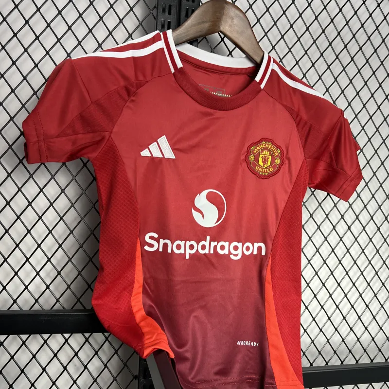 e274608296 24-25 Manchester United Home Kids Jersey+Shorts - Image 5