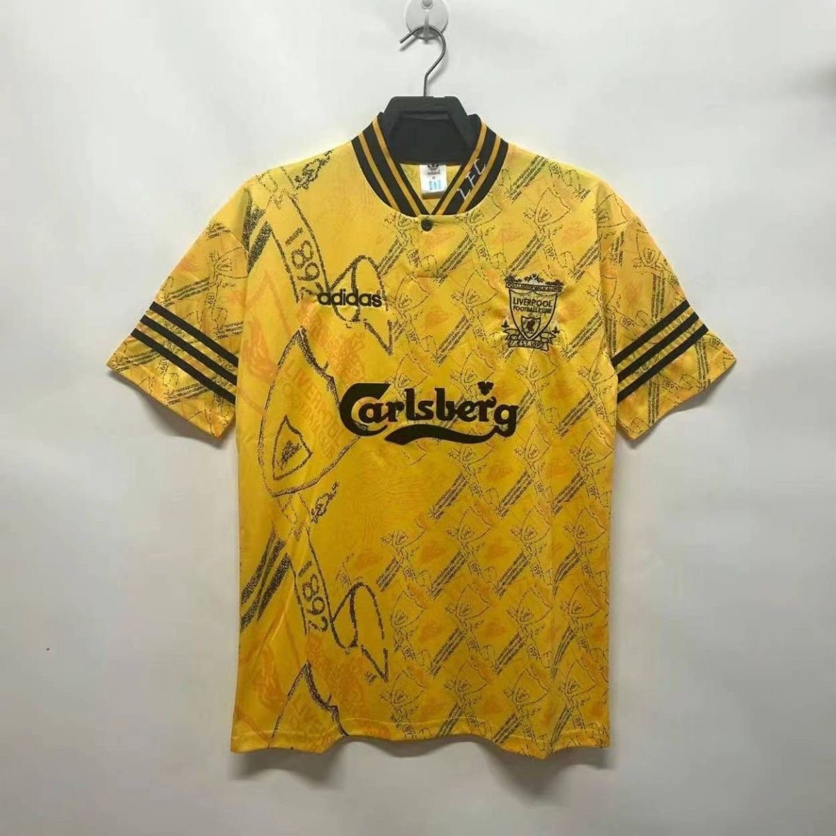 eefa287bac Liverpool Retro Jersey Third Away Shirt 1995-96 - Image 3