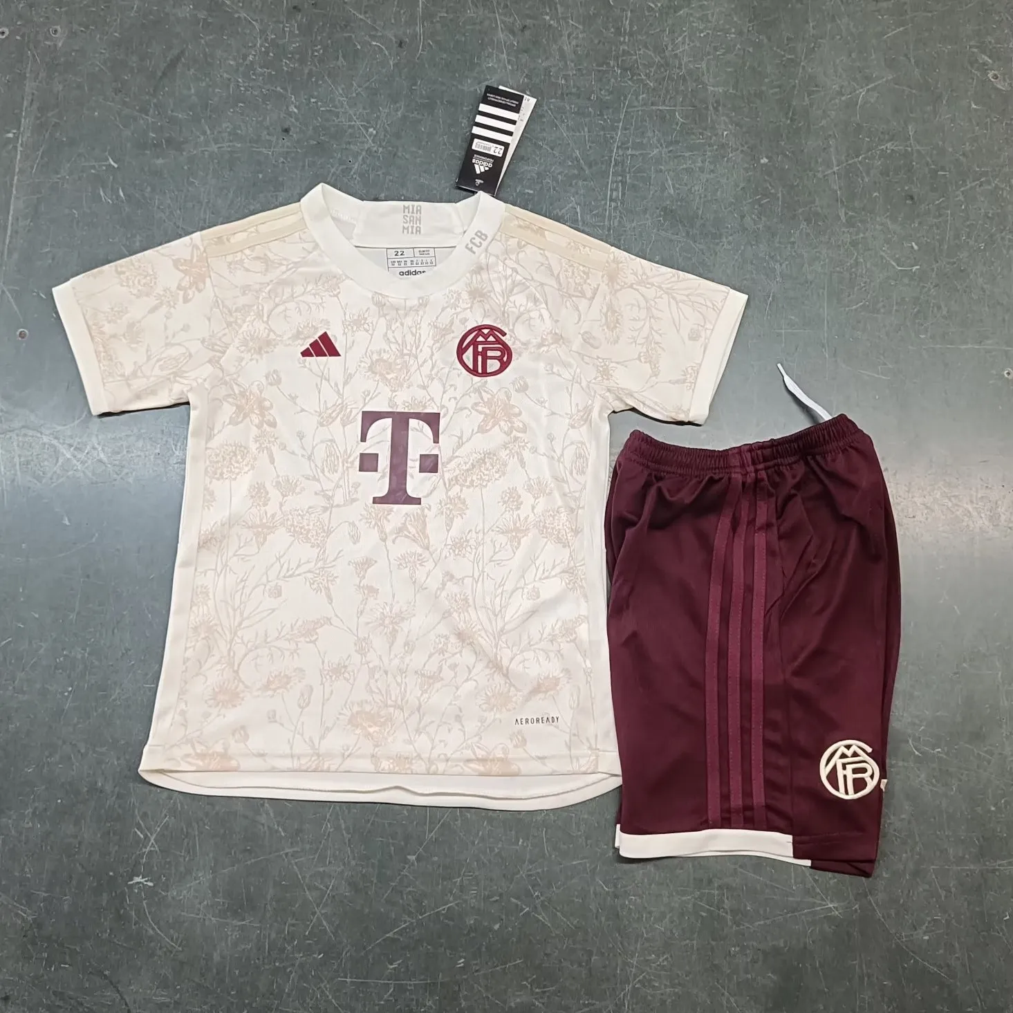 ff9eacc40f 23-24 Kids Bayern Munich Third Kit(Jersey+Shorts) - Image 3